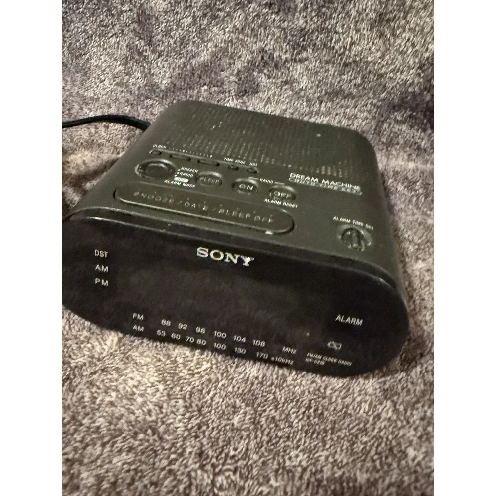 Sony Dream Machine ICF-C218 Alarm Clock AM/FM Radio Tested & Works